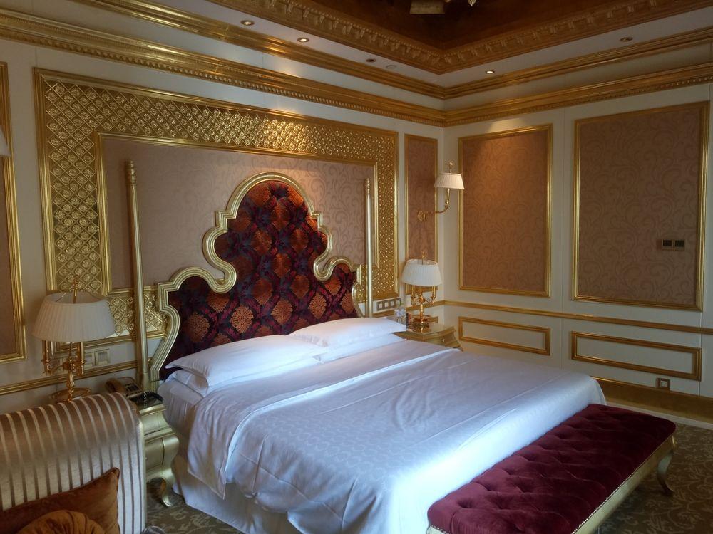 Sheraton Chongqing Hotel Eksteriør billede