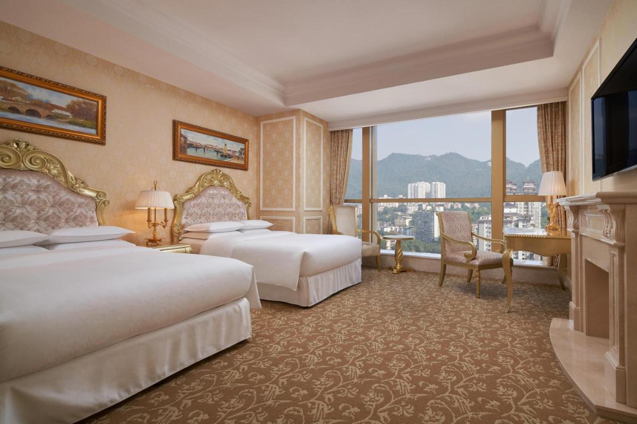 Sheraton Chongqing Hotel Eksteriør billede